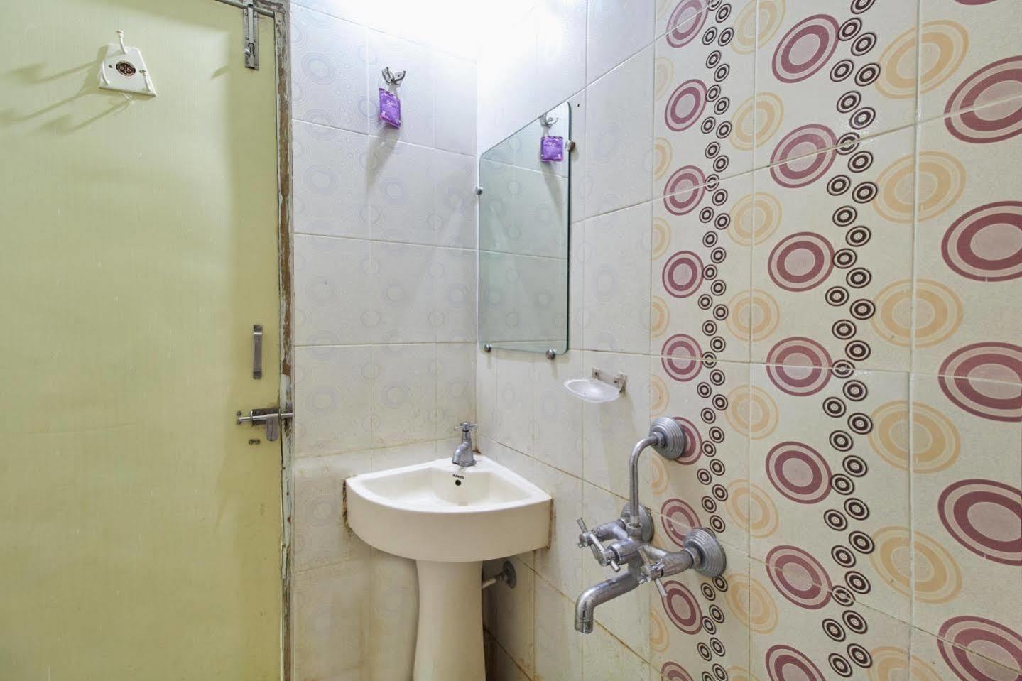 Hotel Preetam Aurangabad Εξωτερικό φωτογραφία