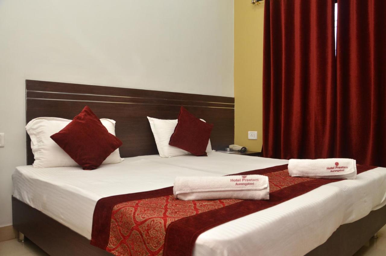 Hotel Preetam Aurangabad Εξωτερικό φωτογραφία